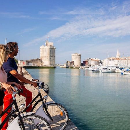 Au Coeur Du Centre Ville De La Rochelle Au Calme Avec Stationnement Gratuit Exterior photo