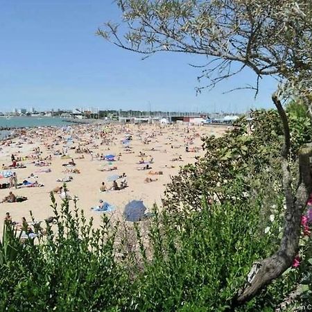 Au Coeur Du Centre Ville De La Rochelle Au Calme Avec Stationnement Gratuit Exterior photo